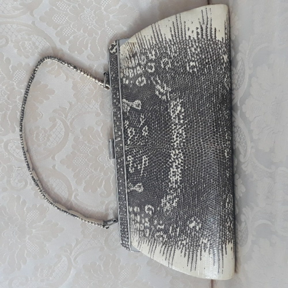 Vintage 1960's snakeskin evening purse - Picture 5 of 11